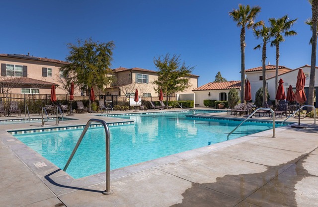 Luxury Villa w/Cmty. Pool/Spa (by Goode.Homes)