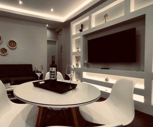 Lydia Apartment