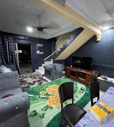 Lylinz Dy cermai homestay
