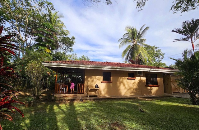 M2 Madu AC, great location!