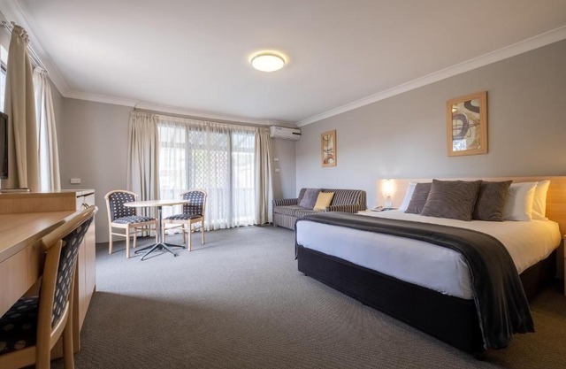 Maclin Lodge Motel