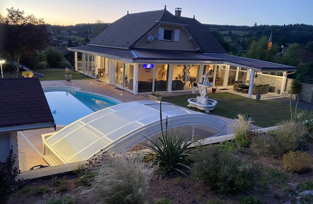 Magnificent villa with swimming pool in the heart of the Vosges