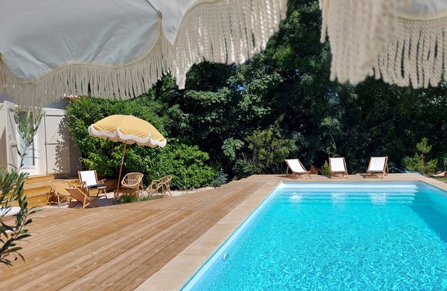 Magnifique Maison Familiale Avec Piscine au Calme Absolu à Nantes