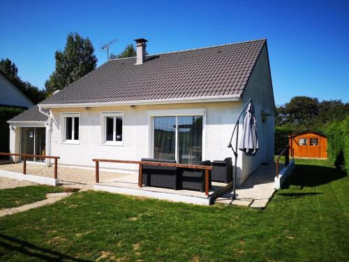Maison bord de mer, équipée aménagée avec jardin