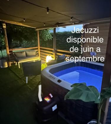 Maison, chaleur, chaleureuse au calme et spa