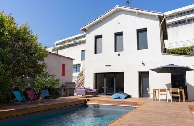 Maison Charmante Avec Piscine Dans Marseille