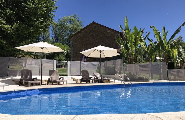 Maison de maitre -river frontage -private heated pool 5 mins walk to the village
