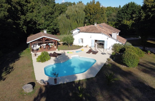 Maison Familiale La Tuilerie au Coeur des Landes