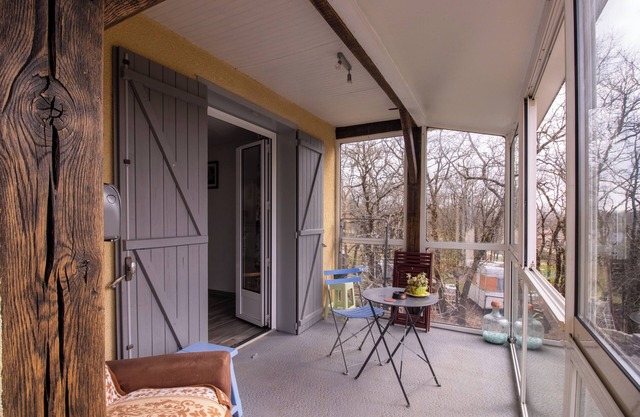Maison Sur le Causse Corrézien: Charming getaway with fireplace, garden, and guaranteed peace