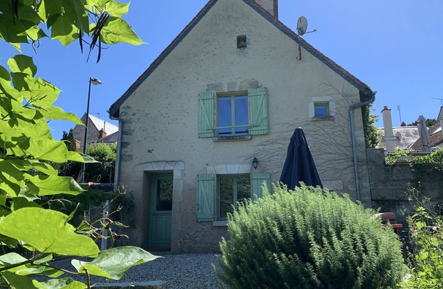 Maisonette in Orbigny, 10 minutes from Beauval Zoo and the Châteaux.