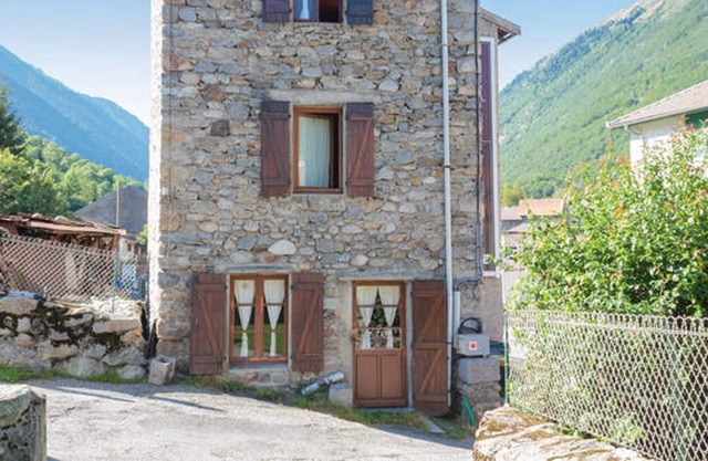 Maisonlaplace, individual mountain house, near Andorra and Ax les Thermes