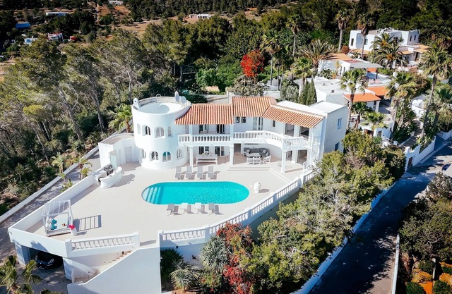 Majestic Panorama Ocean View Villa Multicolor LED XXL Pool Ibiza Town