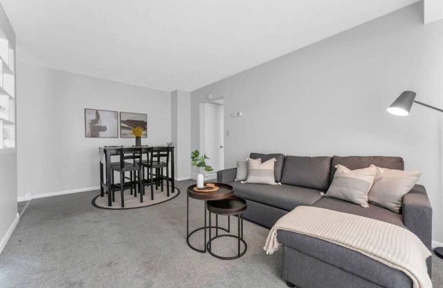 Maple Heights Getaway