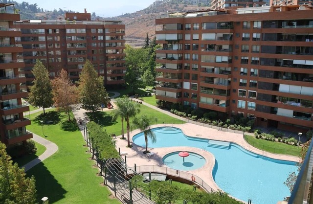 Mapocho Riverside - Premium 3BDR + Service Room in Vitacura