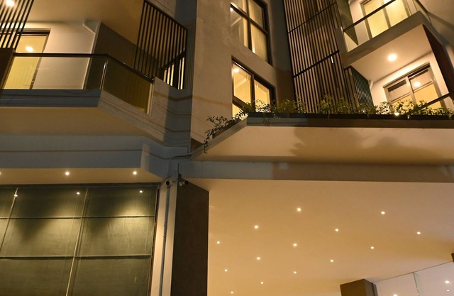Marine Suites