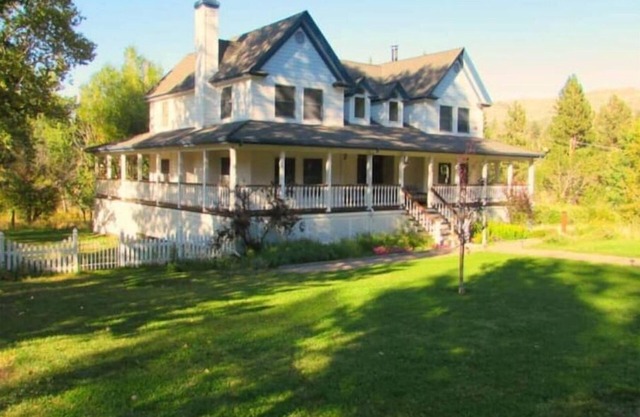 Markleeville Creek House