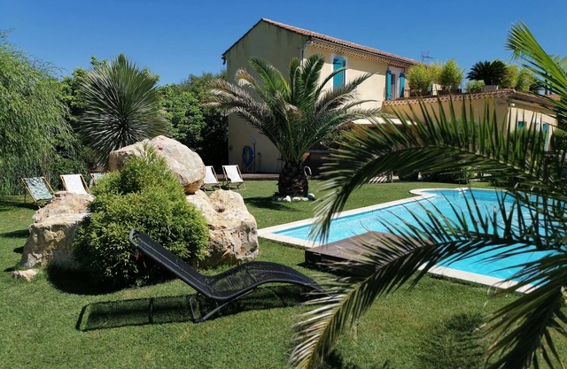 Mas Provençal Cosy Avec Piscine Dans le Sud en Provence à Courthézon !