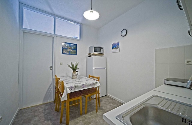 Matana Pomena - A4 One bedroom apartment with balcony and sea view