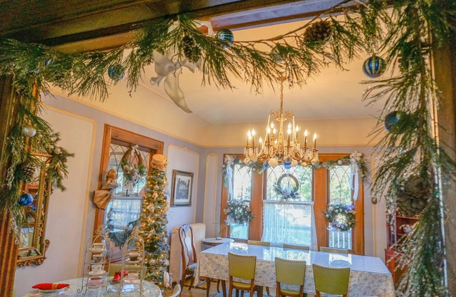 Mathis House, A Victorian Bed & Breakfast and Tea Room at 600 Main