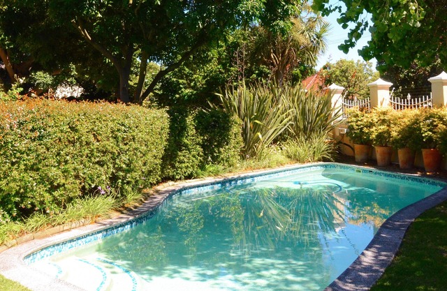 Medindi Manor