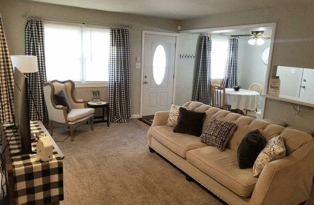Merrillville Condo-Close to Hospitals and Refinery
