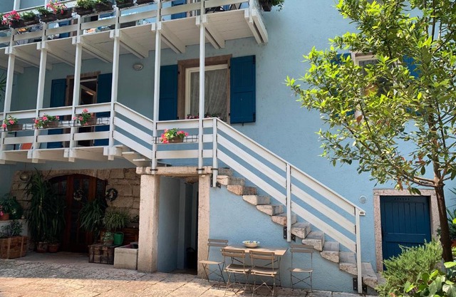 MICASA ESTUCASA slow holiday