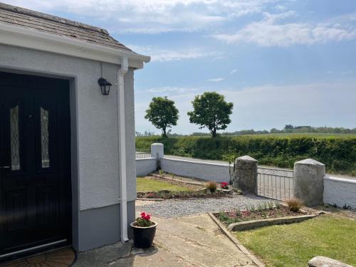 Midsummer cottage