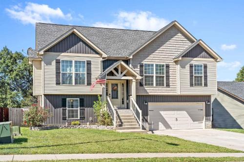 Mins to Downtown & Ft Campbell - Lux at Lancelot