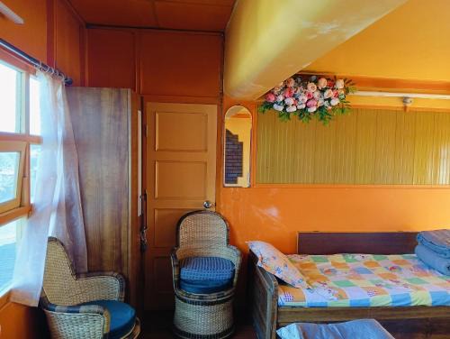 Mirik Sarangi Hotel & Cottages
