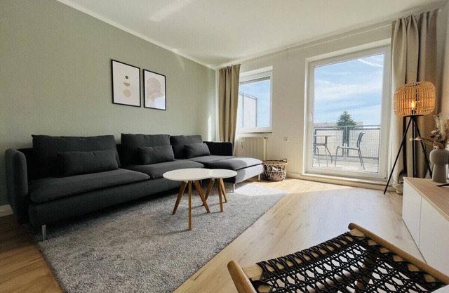 Modern 2-Bedroom Apartment Near Messe | 2-4 Guests