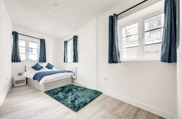 Modern 2-Bedroom Apartment in Vibrant Brixton - Perfect for City Explorers!