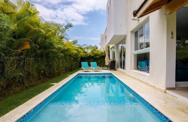 Modern and Caribbean Style 3 Bdr house in Punta Cana Vill.