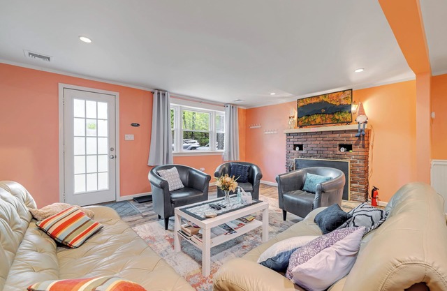 Modern and clean house, friendly for families with children