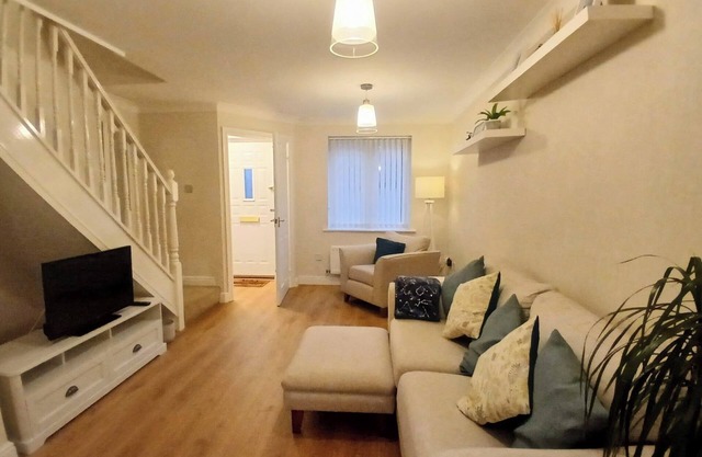 Modern and cosy home near Cardiff