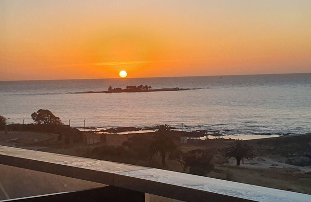 Modern apartment first line beach, Montevideo UY