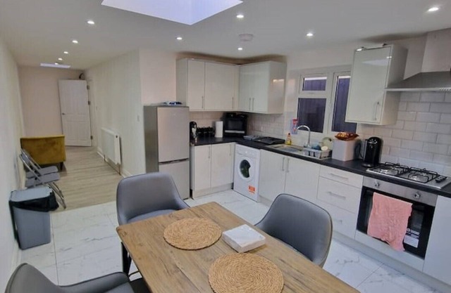 Modern flat on Lea Bridge Road.