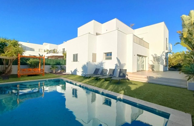 Modern house with private pool