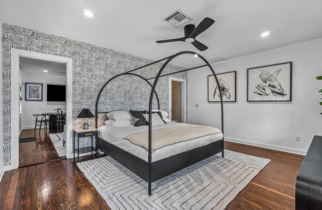 Modern Historic Pool Cottage | Min to Downtown