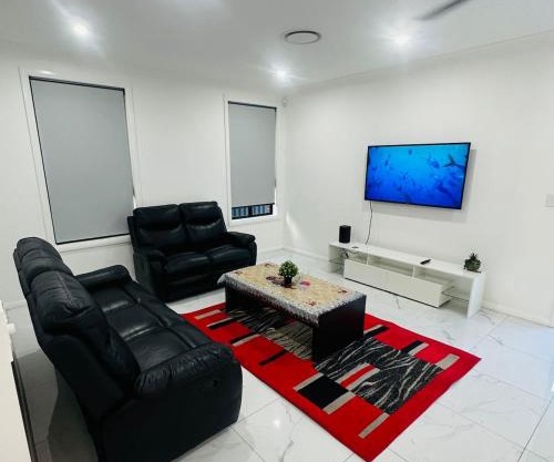 Modern Luxury 3BRH Marsden Park
