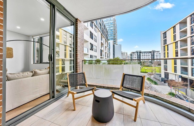 Modern Oasis in Waterloo