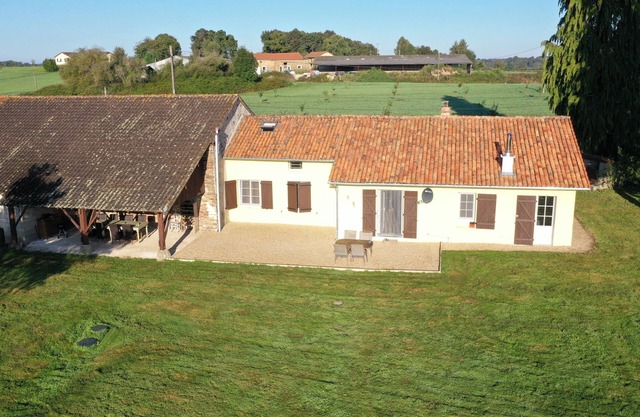 Modern Private Detached House in rural location with private pool