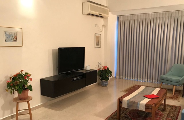 Modern, quiet and comfortable 100 square meters apartment