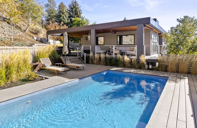 Modern Retreat with Pool, Hot Tub & Amazing Views!