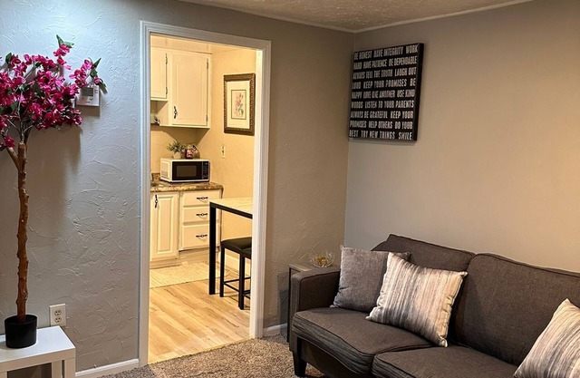 Modern Tiny Home Escape