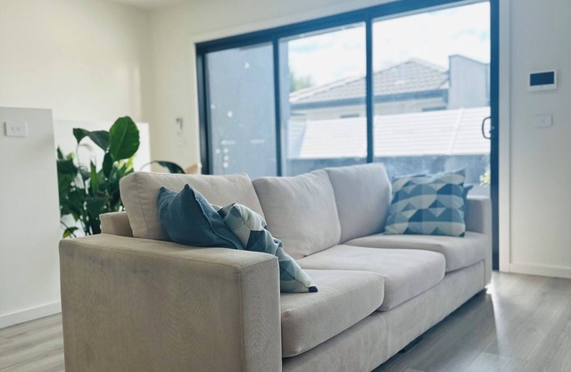 Modern Townhouse, Perfect for couples