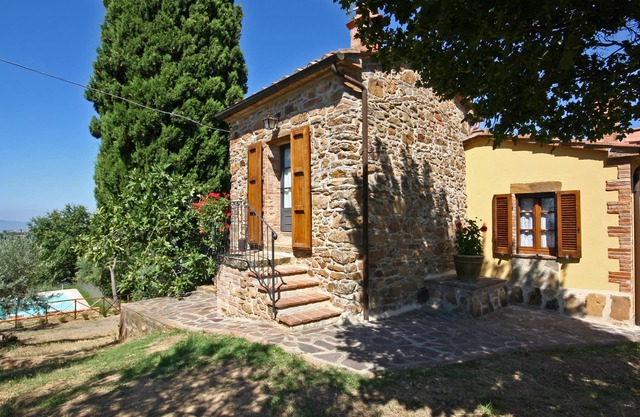 Monterzi 4, Emma Villas