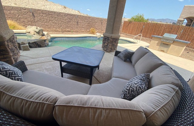 Monthly Rental Furnished Home in Gated Golf Community