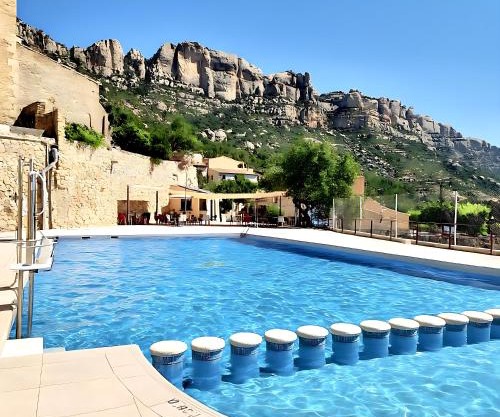 Montsant Wine House with Mountain Views
