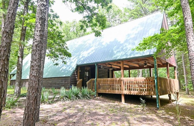 Moosehead Lodge, A-Frame, Petit Jean State Park in Arkansas