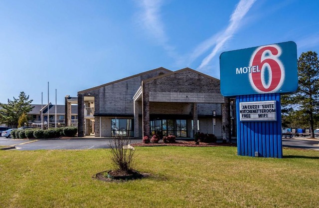 Motel 6-Kenly, NC